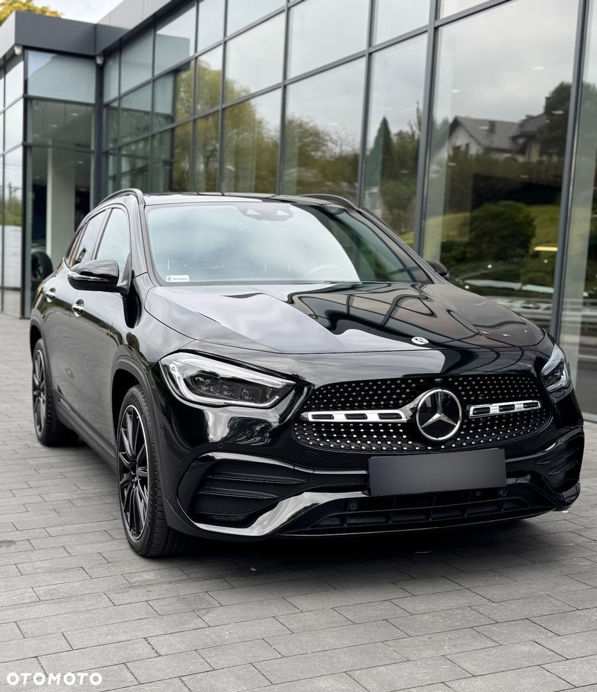 Mercedes-Benz GLA 200 d 4-Matic - 1
