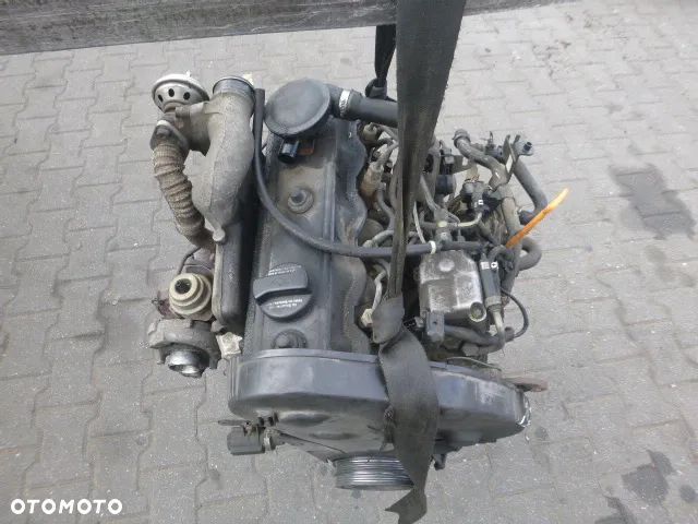SILNIK VOLKSWAGEN PASSAT B5 1.9 TDI AFN 110KM - 1
