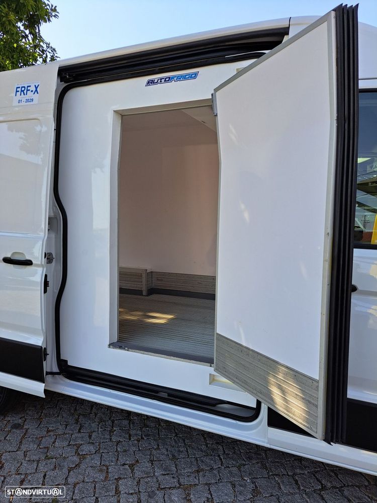 MAN TGE 3.180 4X2 F SB Isotérmica Frigorifica Congelação - 20