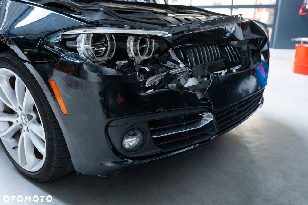 BMW Seria 5 535i xDrive - 29