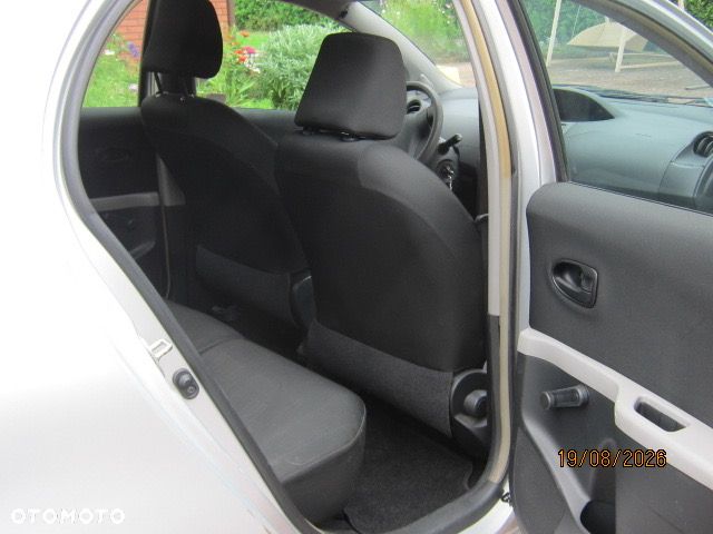Toyota Yaris 1.4 D-4D Luna A/C - 8