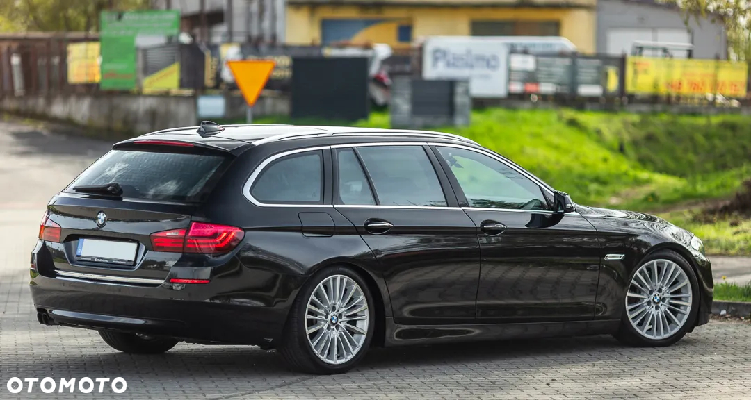 BMW Seria 5 530d xDrive Luxury Line - 12