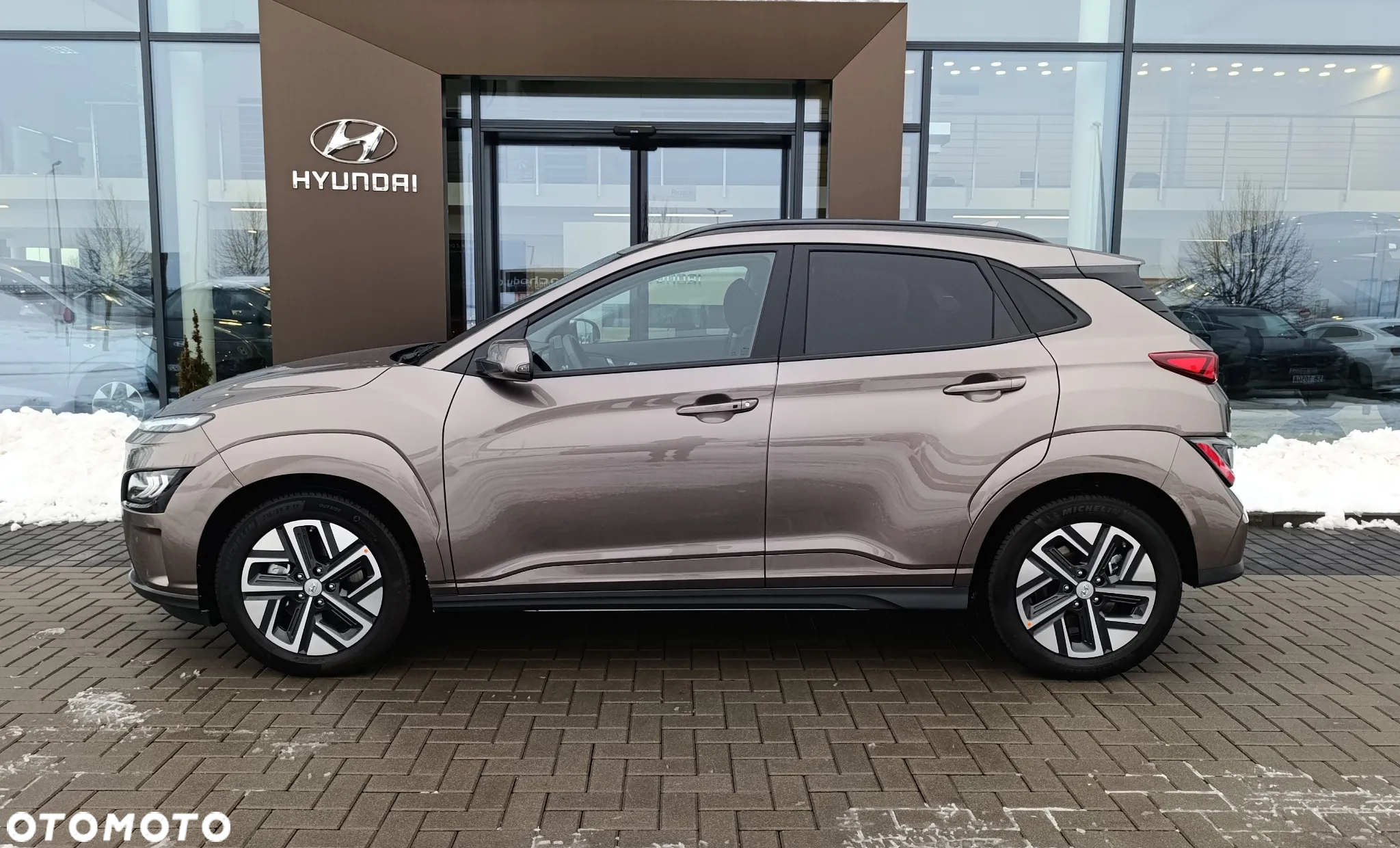 Hyundai Kona Electric 64kWh Executive - 2