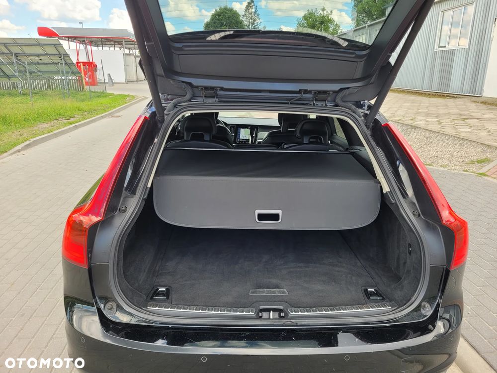 Volvo V90 D4 Geartronic Momentum - 18