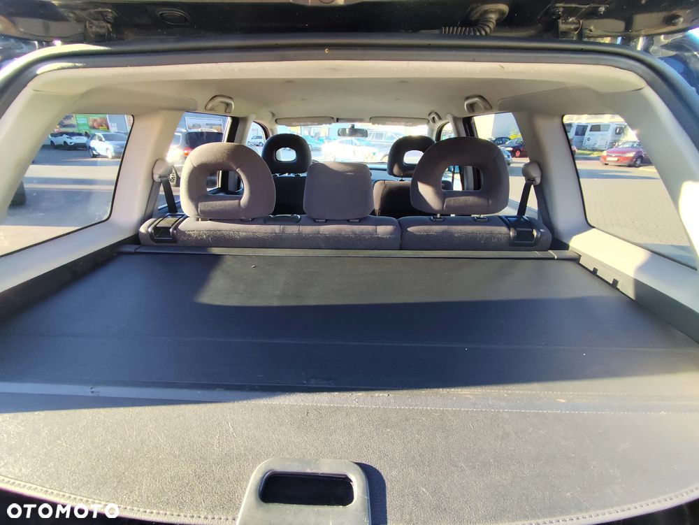 Mitsubishi Outlander - 28