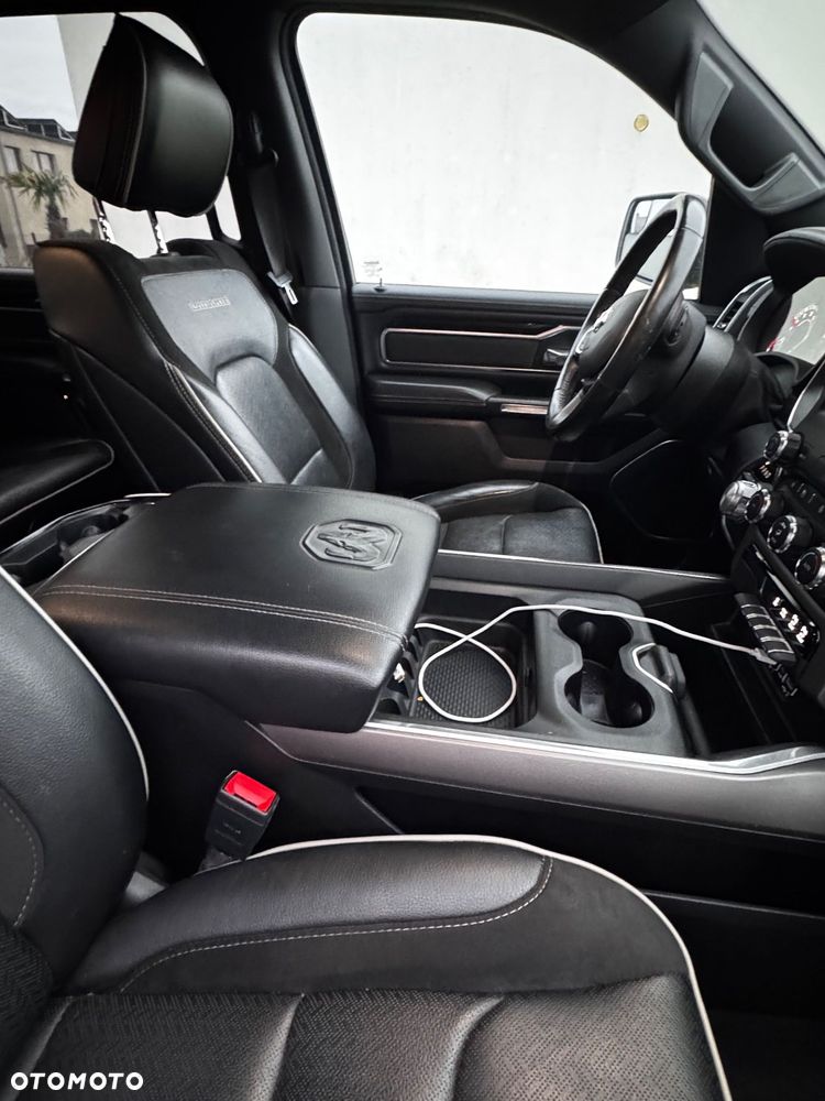 RAM 1500 Crew Cab MB Sport - 18