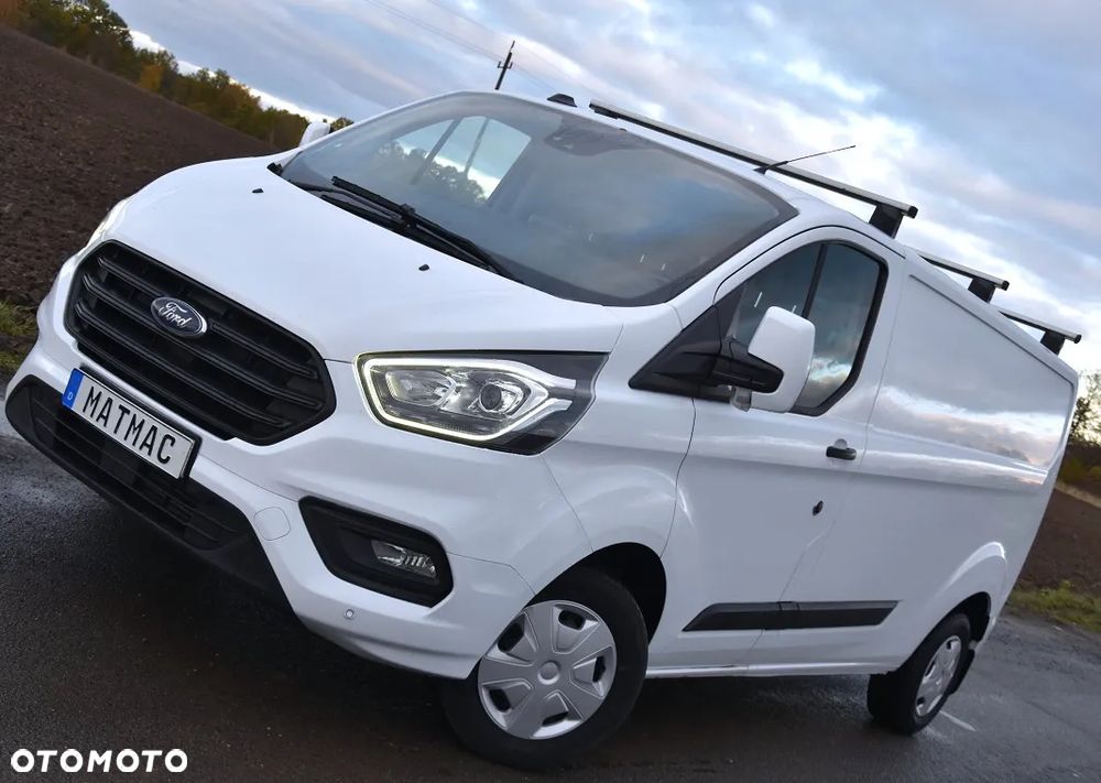 Ford TRANSIT CUSTOM 300 L2H1 - 4