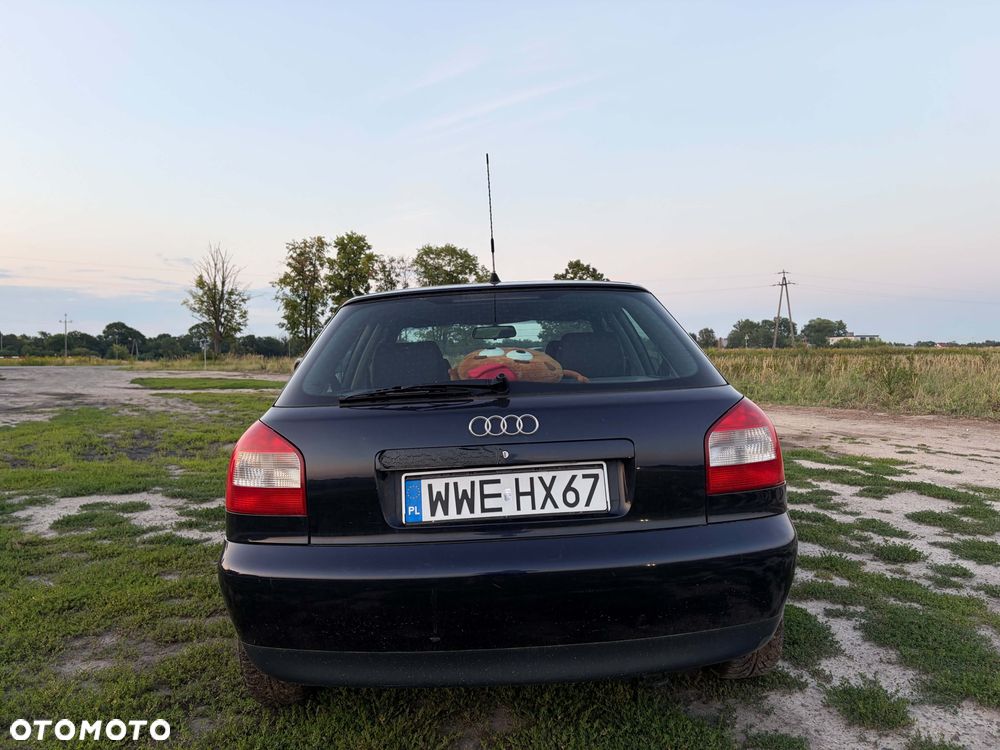 Audi A3 Sportback 1.9 TDI Ambiente - 5