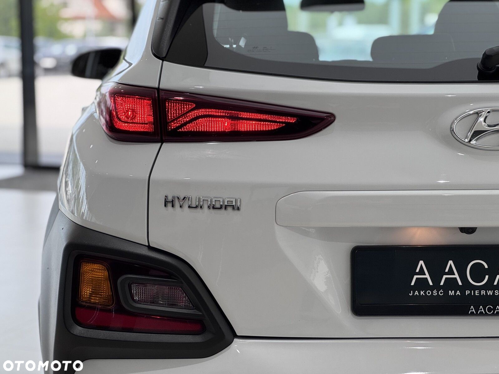 Hyundai Kona - 38