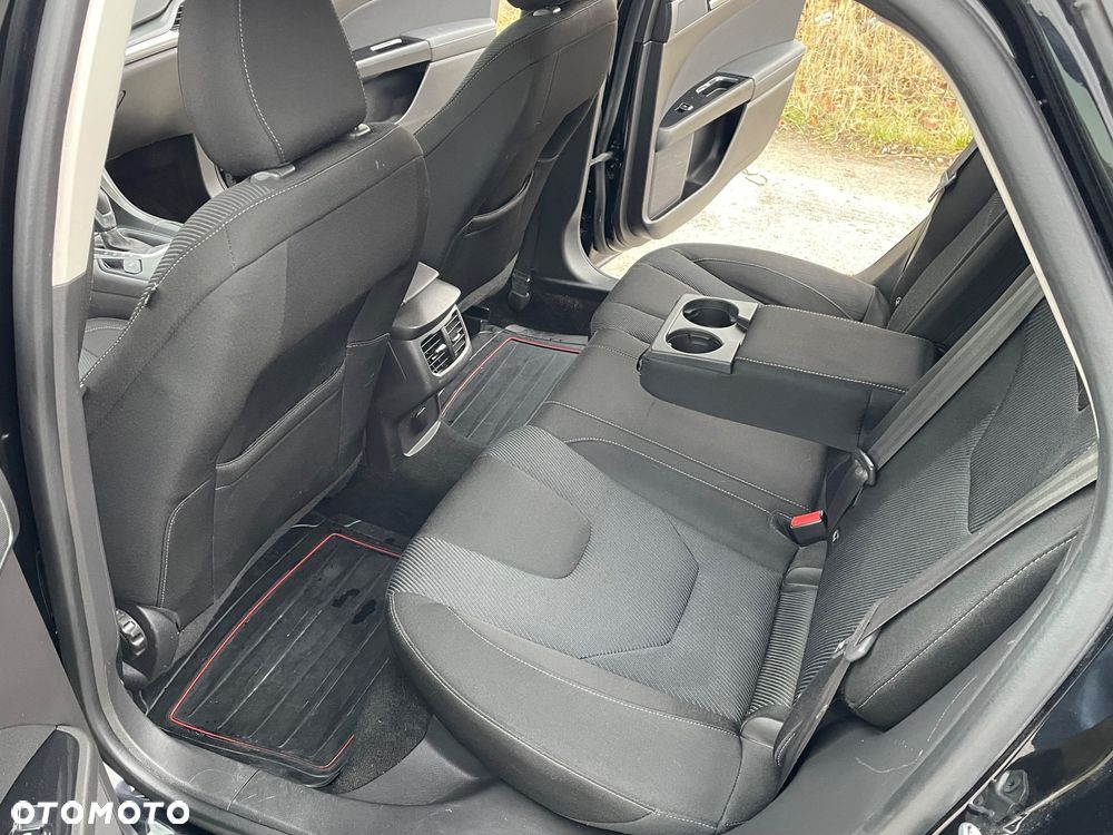Ford Mondeo 2.0 TDCi Titanium PowerShift - 27