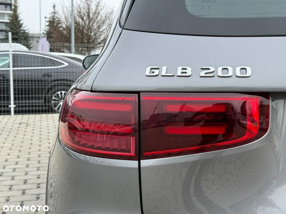 Mercedes-Benz GLB - 29