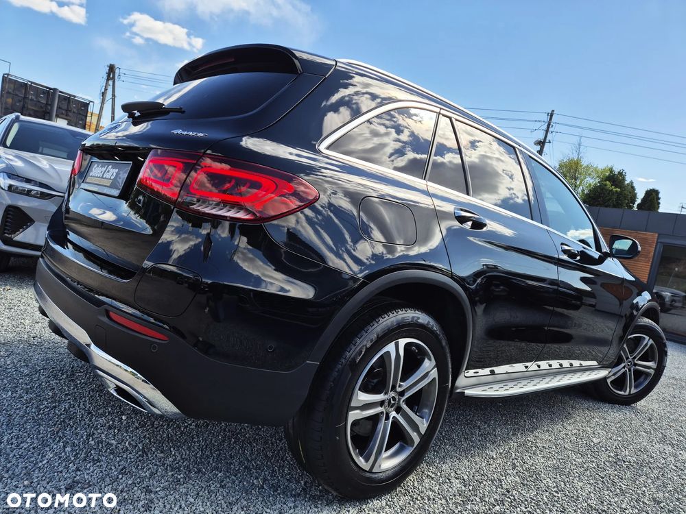 Mercedes-Benz GLC 300 e 4-Matic - 29