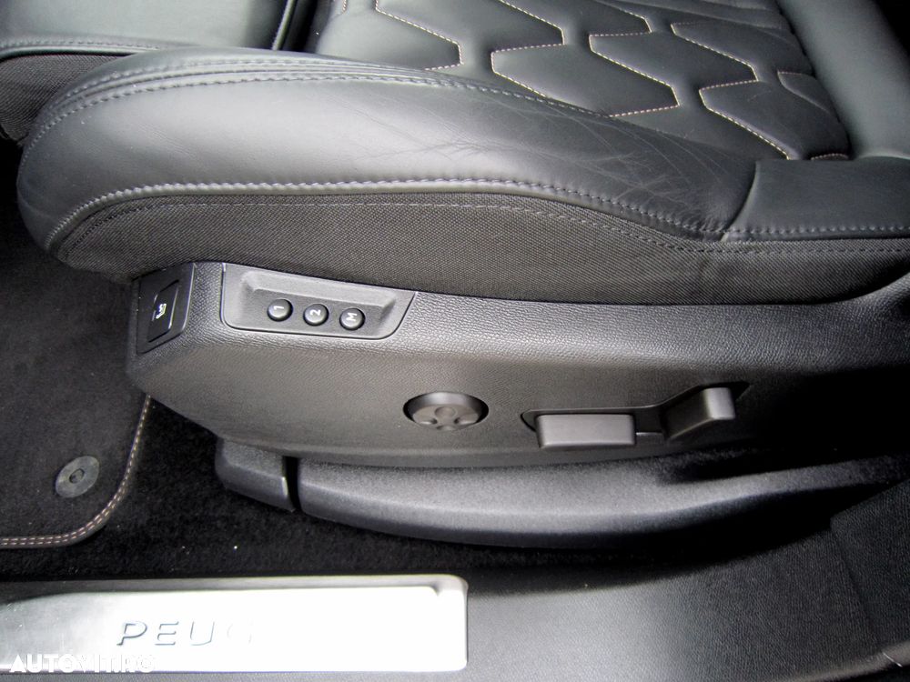 Peugeot 5008 PureTech 180 EAT8 Stop & Start GT Pack - 11
