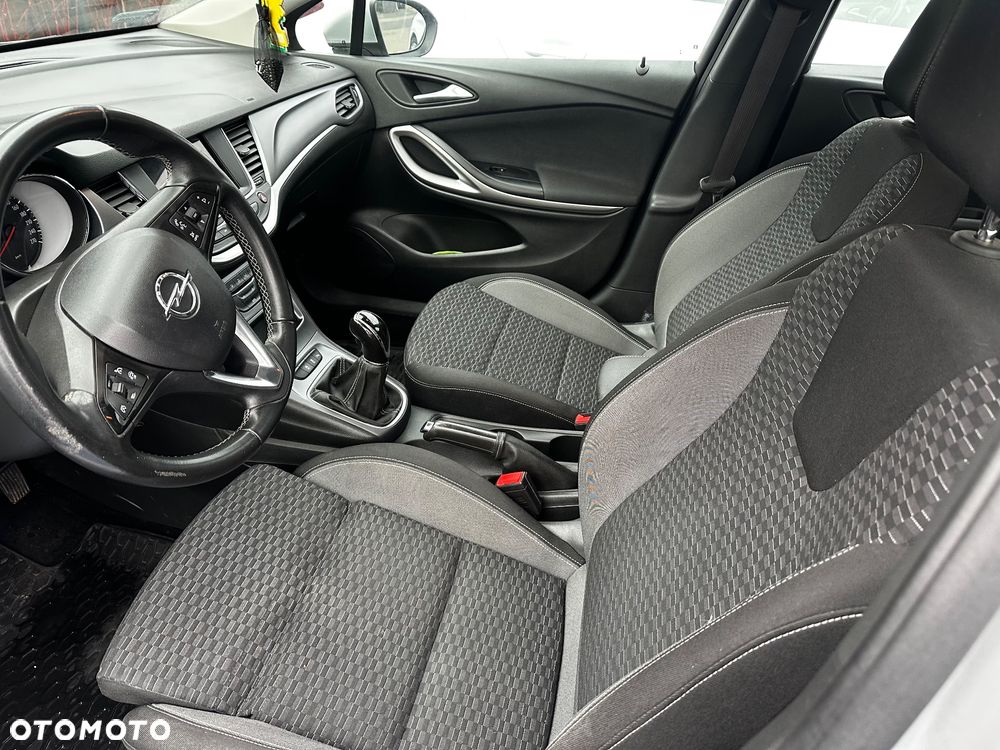 Opel Astra 1.5 CDTI Edition S&S - 12