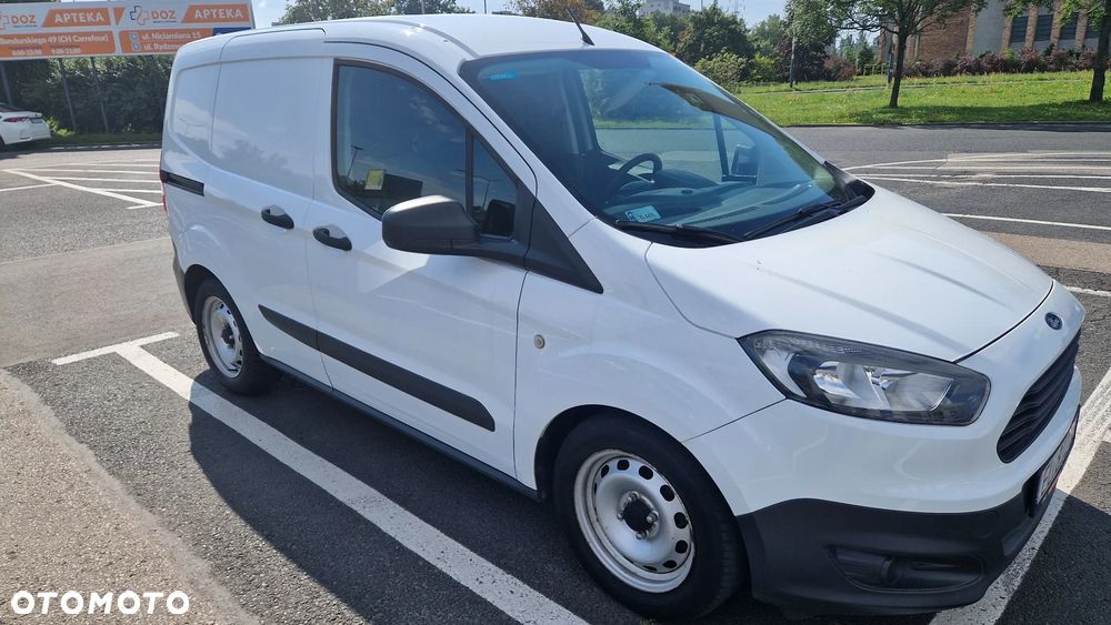 Ford Transit Courier - 2