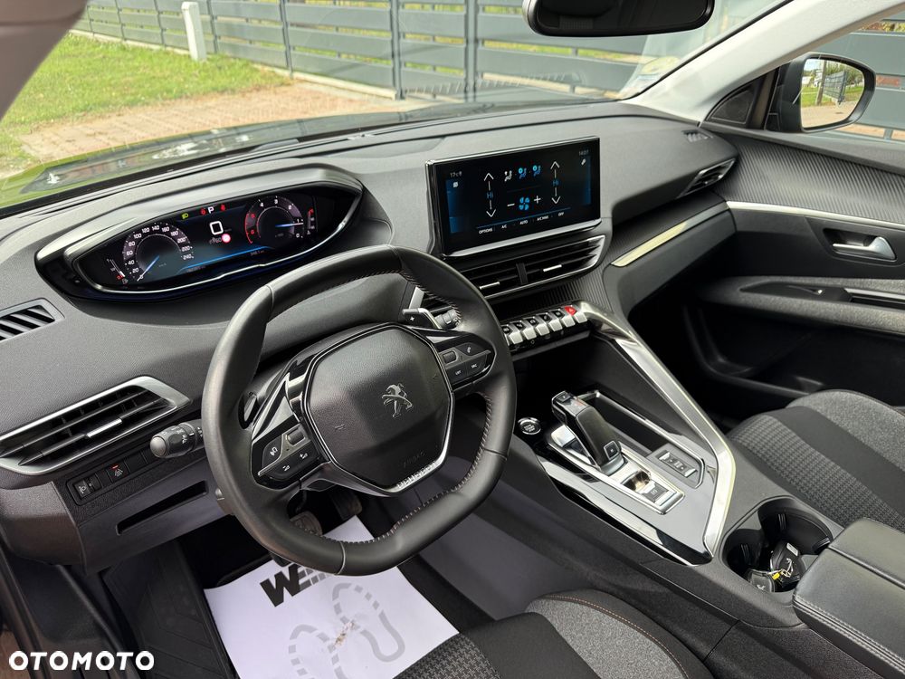 Peugeot 3008 - 16