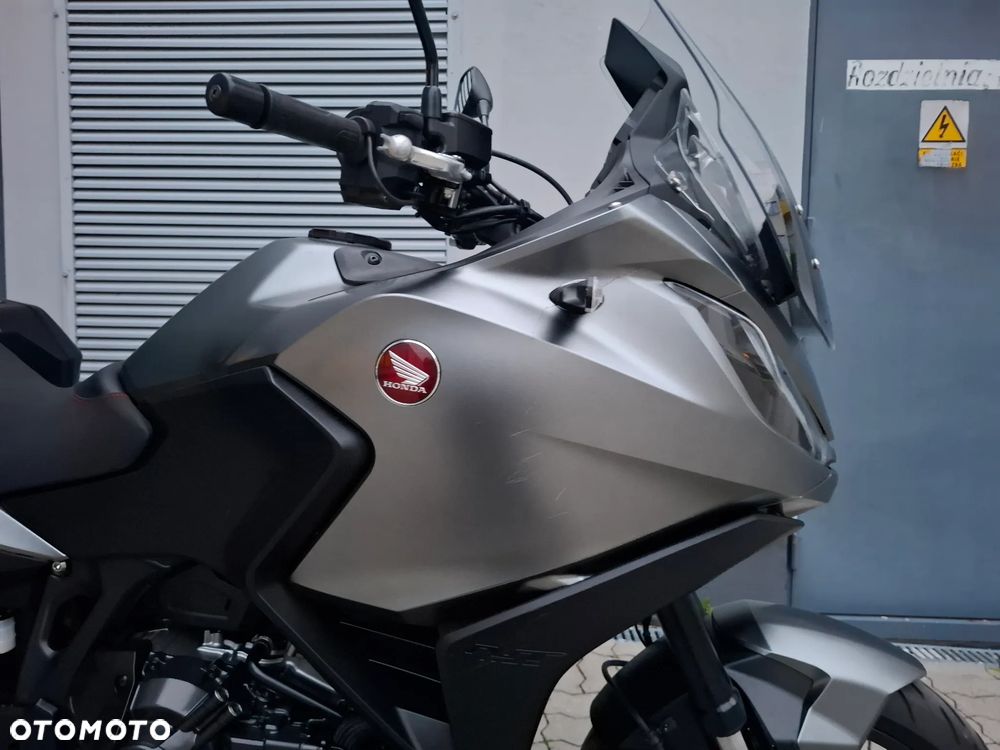 Honda NT - 23