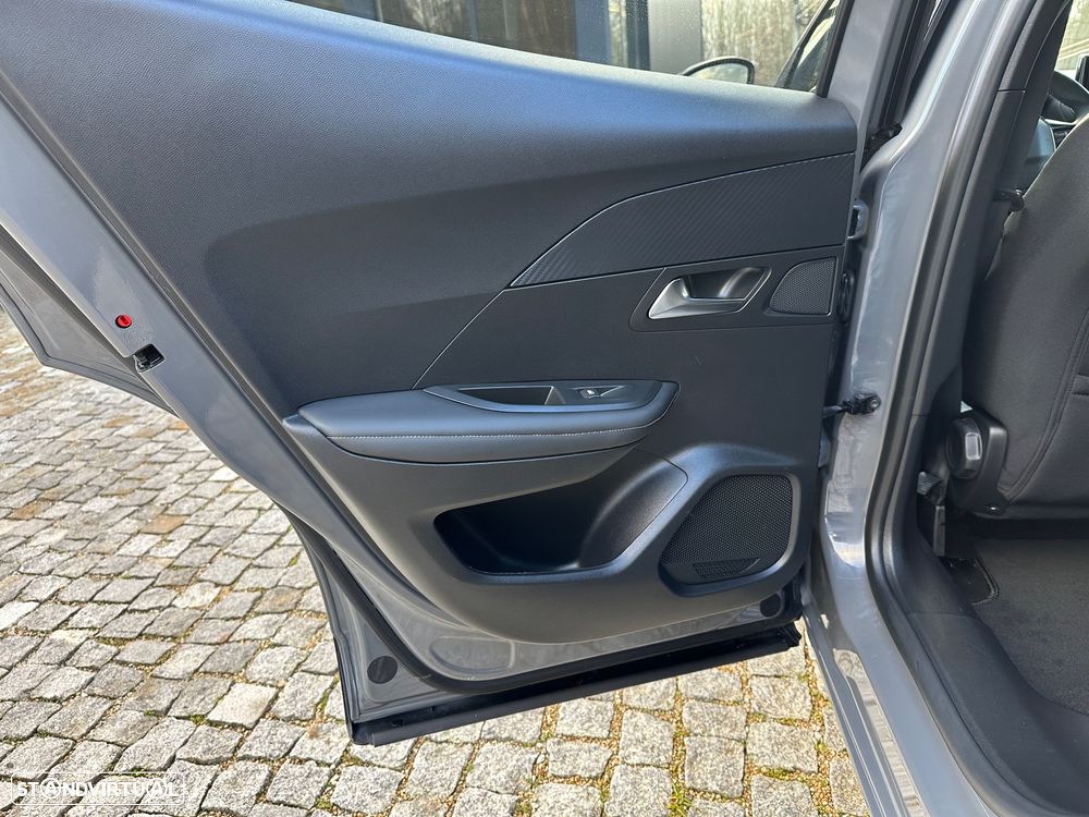 Peugeot 2008 1.2 PureTech Allure Pack - 19