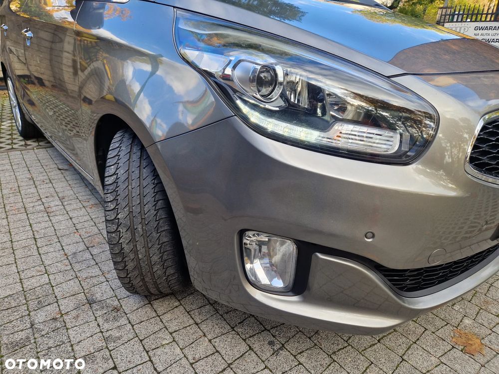 Kia Carens 1.7 CRDi S 7os EU6 - 11