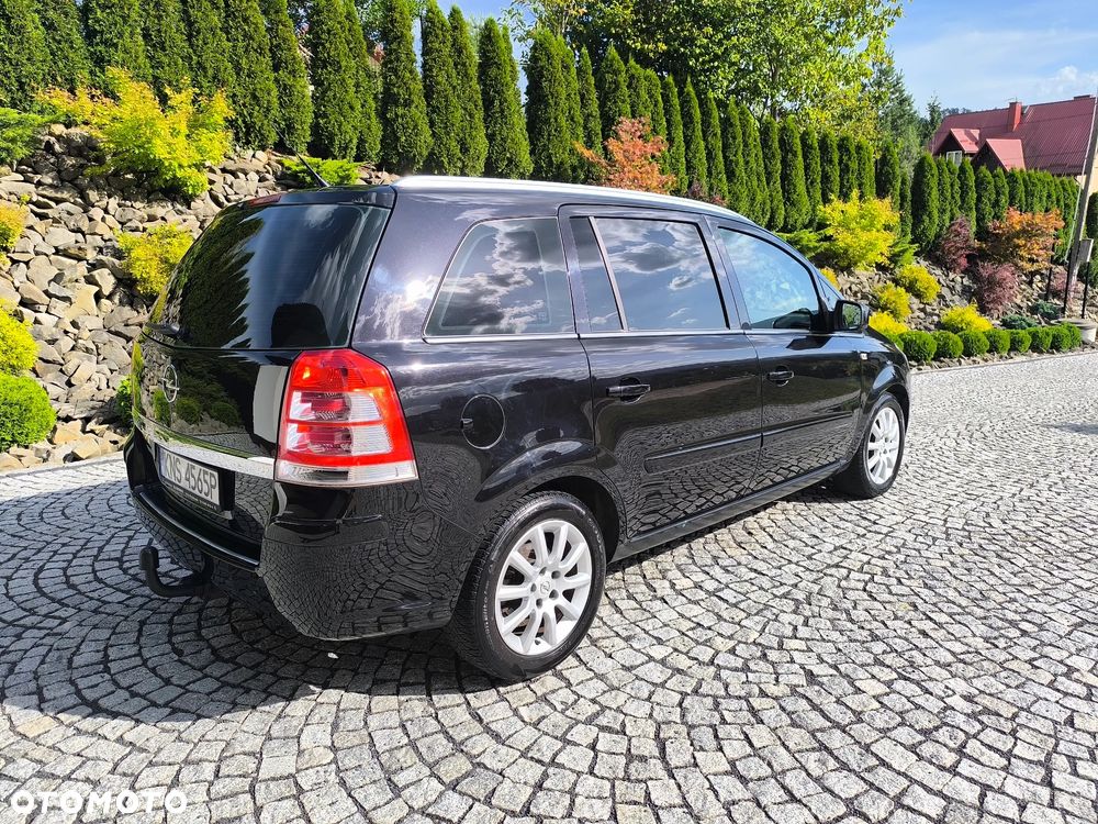 Opel Zafira 1.8 Family - 32