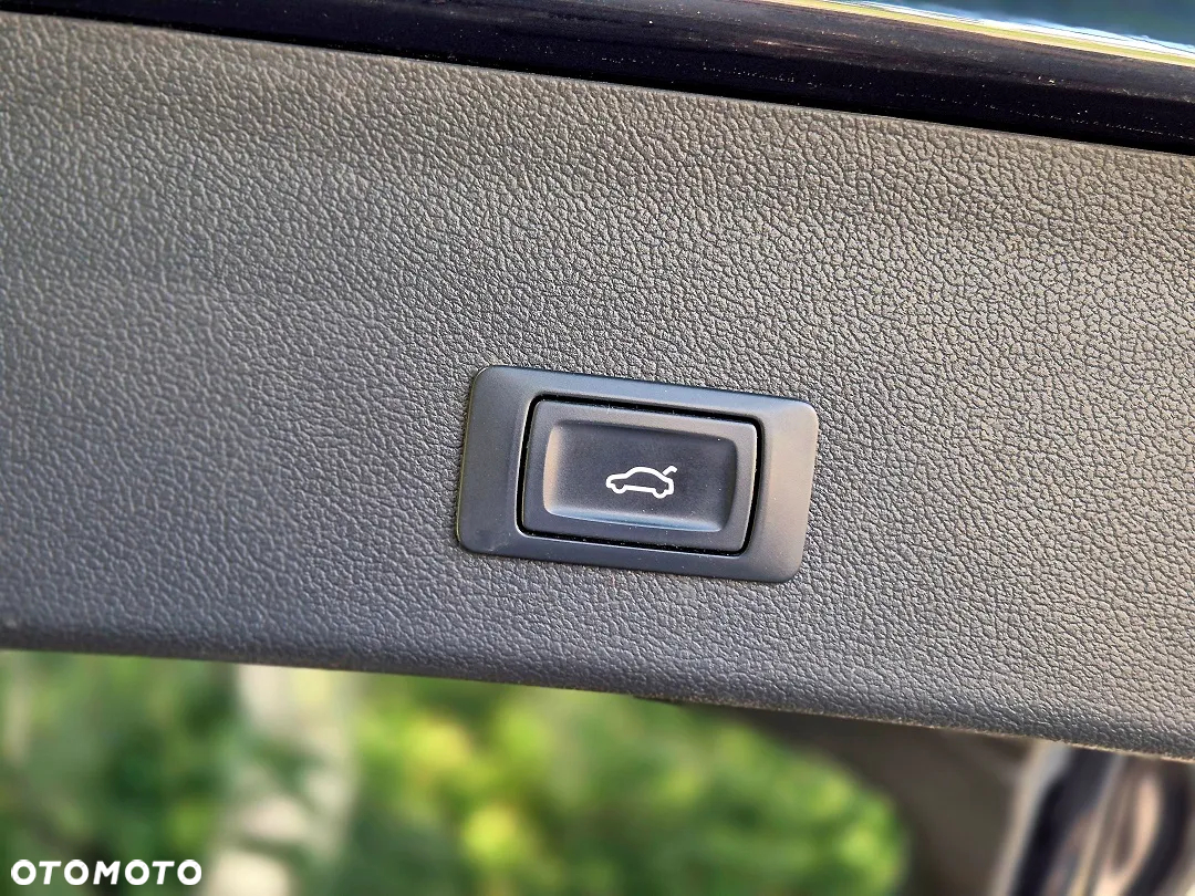 Audi A4 Avant 2.0 TDI DPF S line Sportpaket - 26
