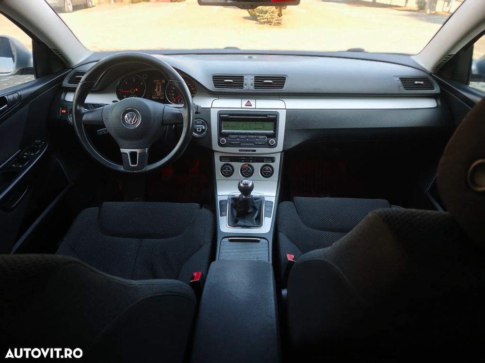 Volkswagen Passat - 6