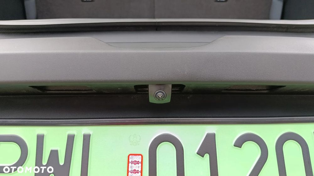BYD Dolphin Surf 43.2kWh Comfort - 16