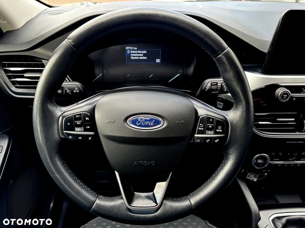 Ford Kuga 1.5 EcoBoost COOL&CONNECT - 19