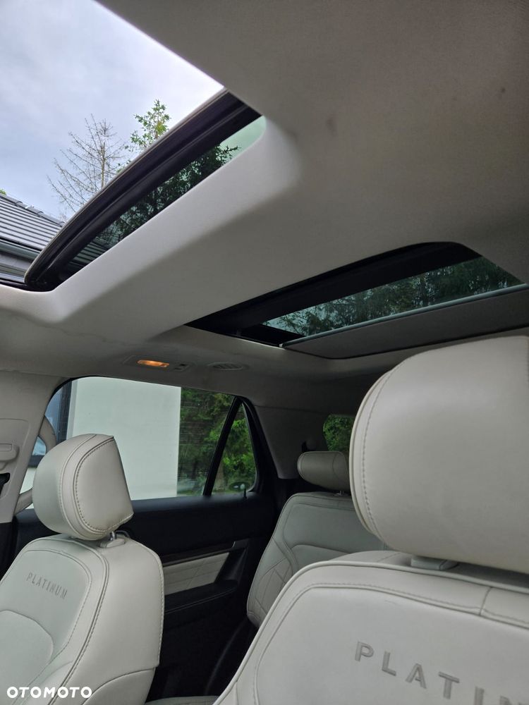 Ford Explorer - 20