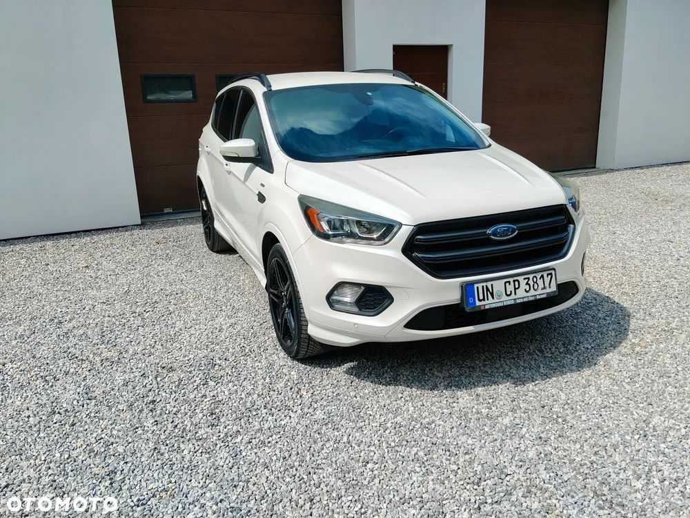 Ford Kuga 2.0 TDCi FWD ST-Line - 1