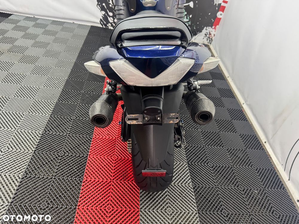 Kawasaki ZZR - 22