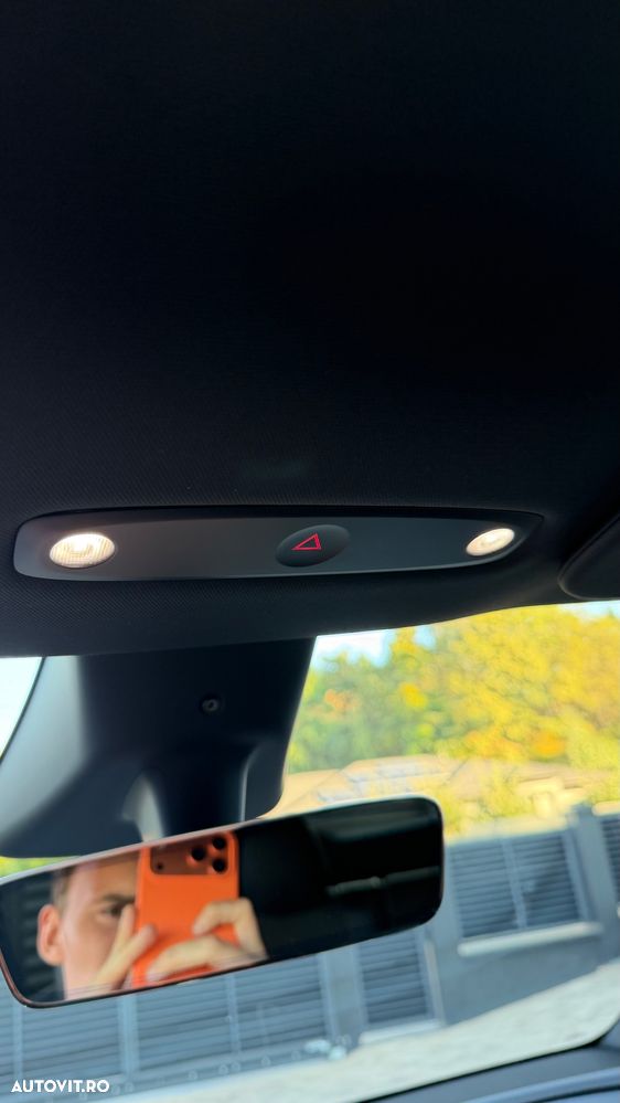 TESLA Model Y 2026 — imagine 22
