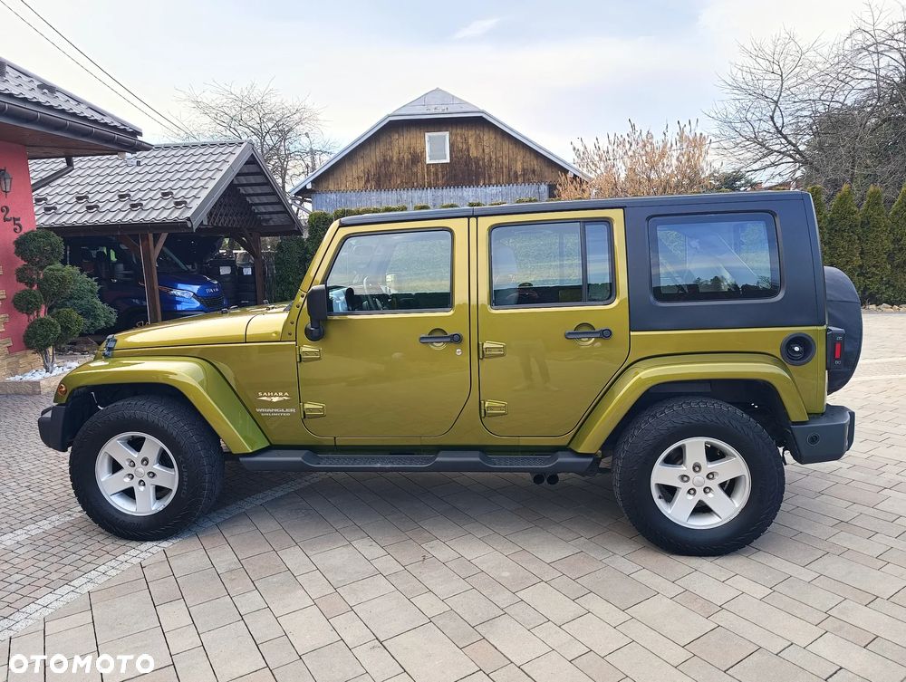 Jeep Wrangler Unlimited 3.8 Automatik Sahara - 12