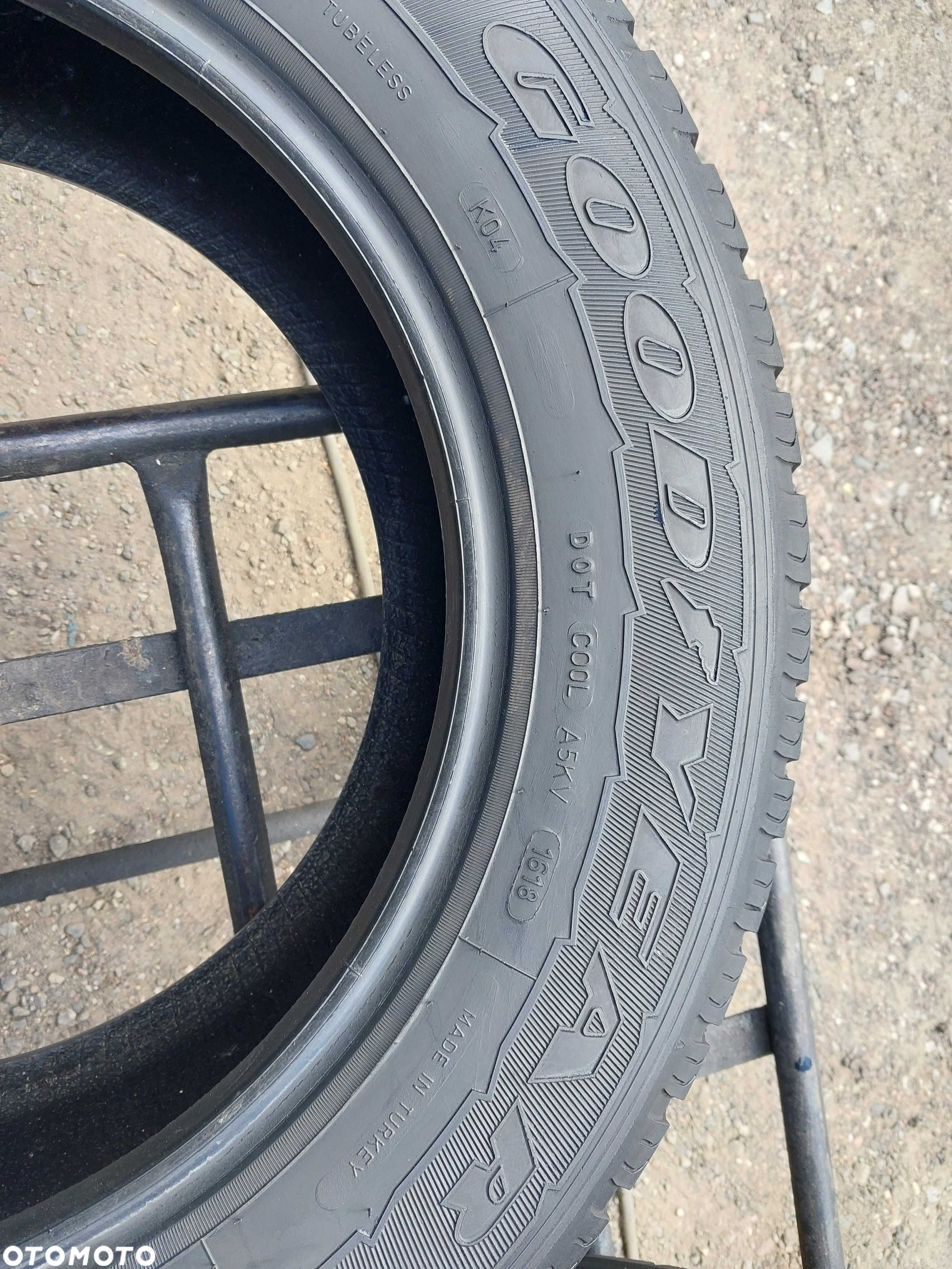 Opony letnie 215.65.16c Bus Goodyear - 4