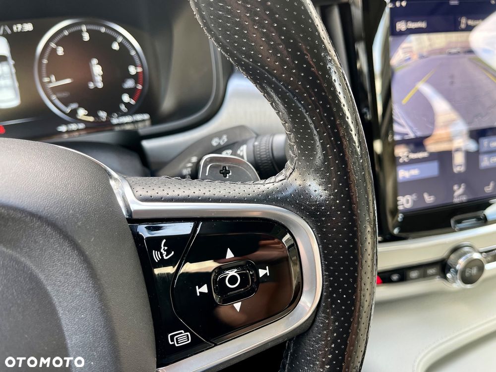Volvo S90 D4 Momentum - 31