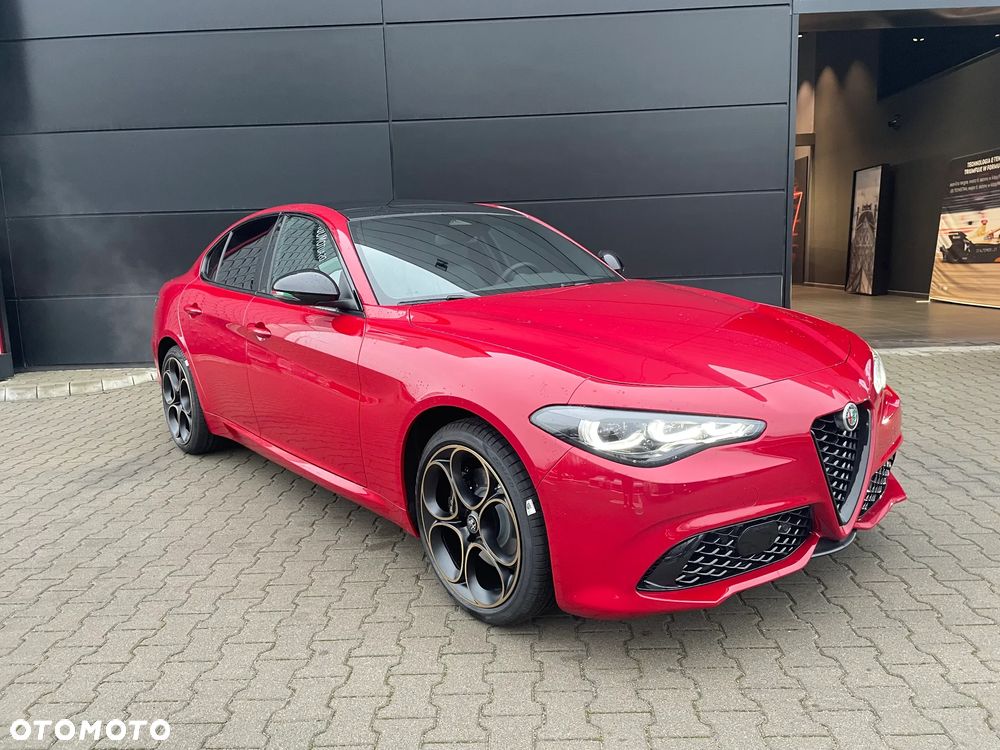 Alfa Romeo Giulia 2.0 Turbo Intensa Q4 - 4