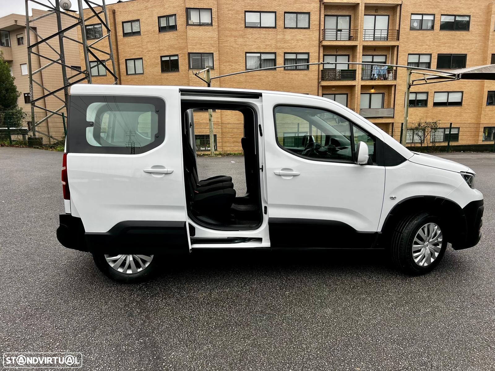 Peugeot Rifter 1.5 BlueHDi Active - 14