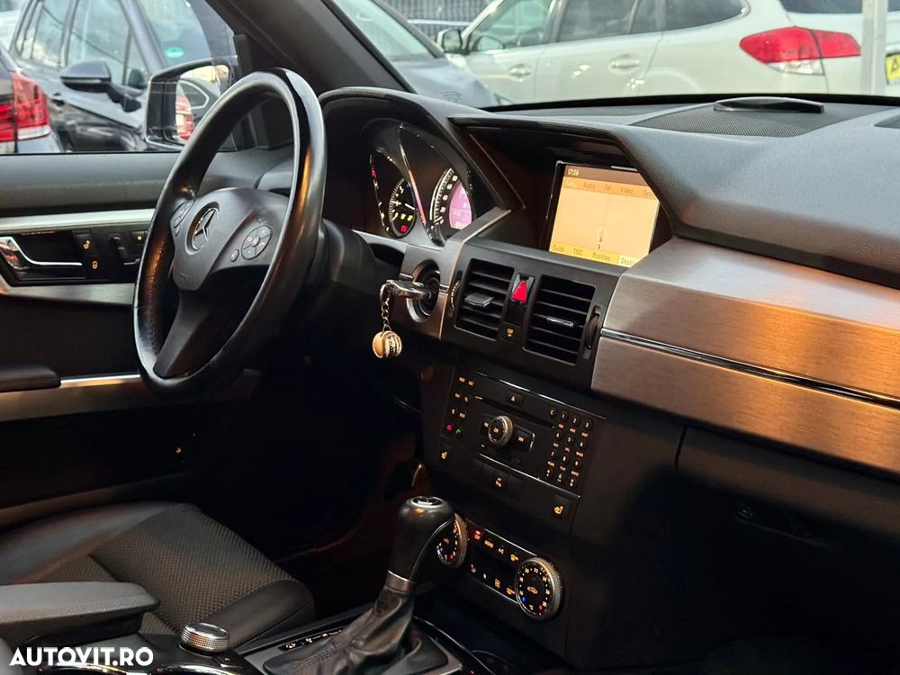 Mercedes-Benz GLK 220 CDI DPF 4Matic BlueEFFICIENCY 7G-TRONIC Edition 1 - 8