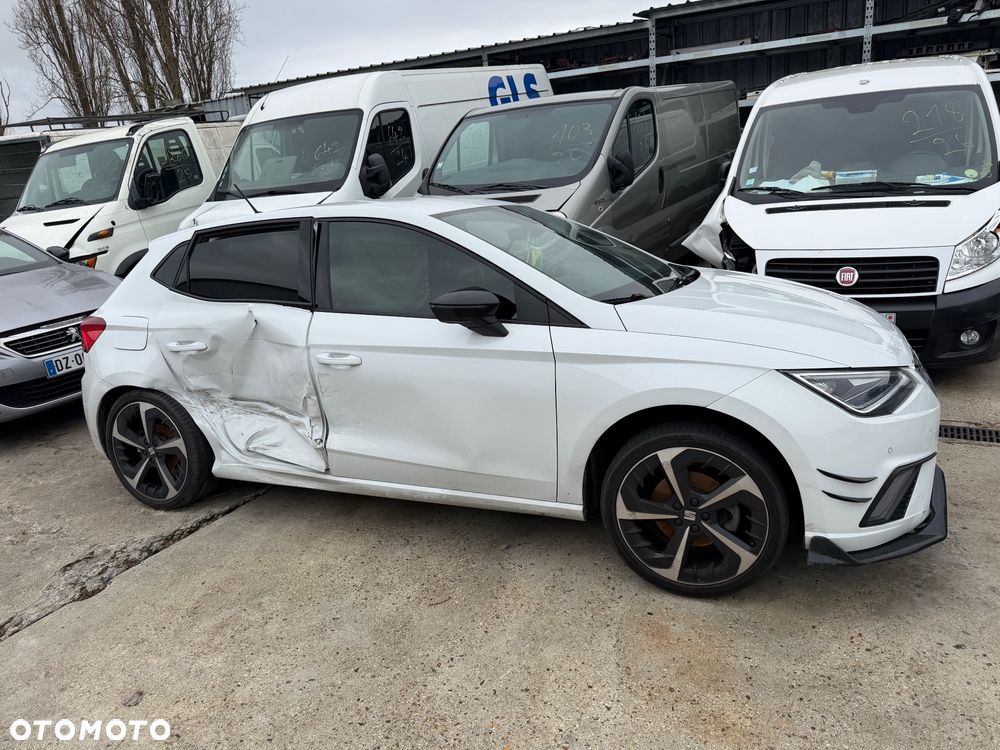 Seat Ibiza 1.0 TSI S&S DSG FR Black Edition - 18