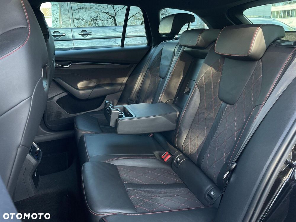 Skoda Octavia 2.0 TDI RS DSG - 18