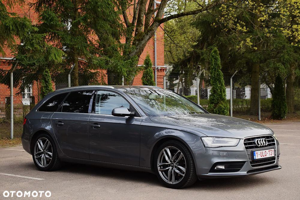 Audi A4 Avant 2.0 TDI DPF Attraction - 12