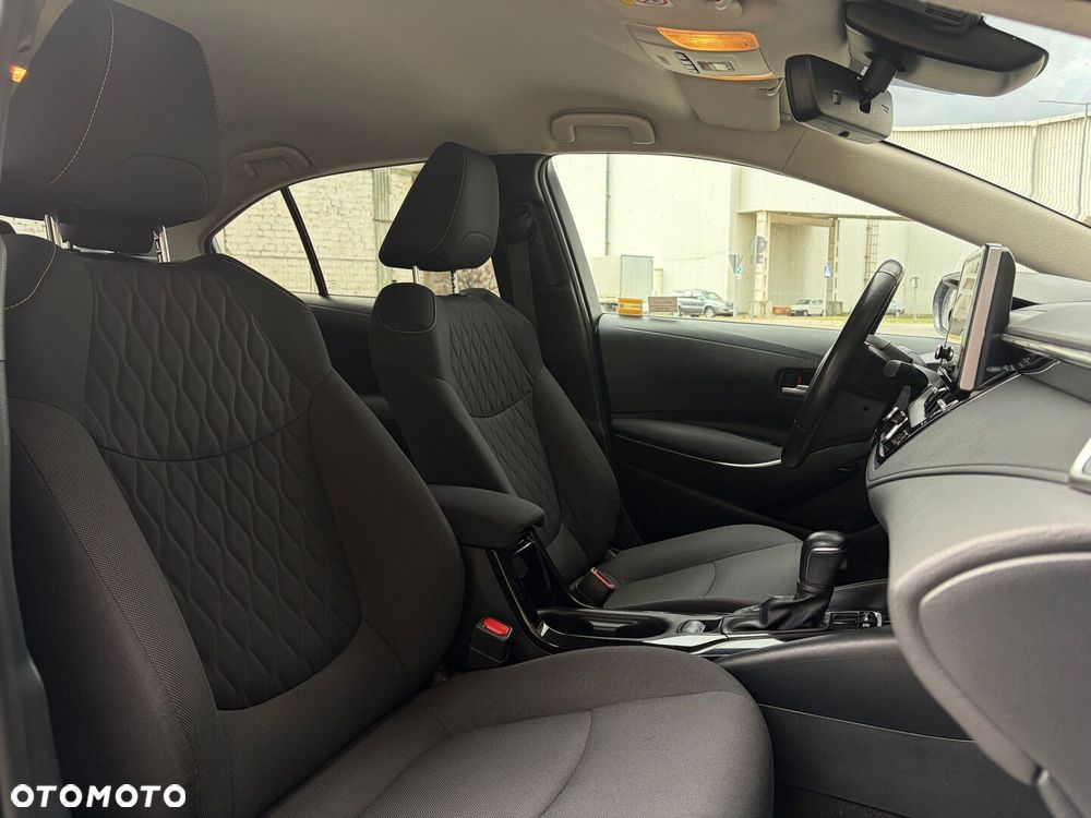 Toyota Corolla 1.8 Hybrid Comfort - 24