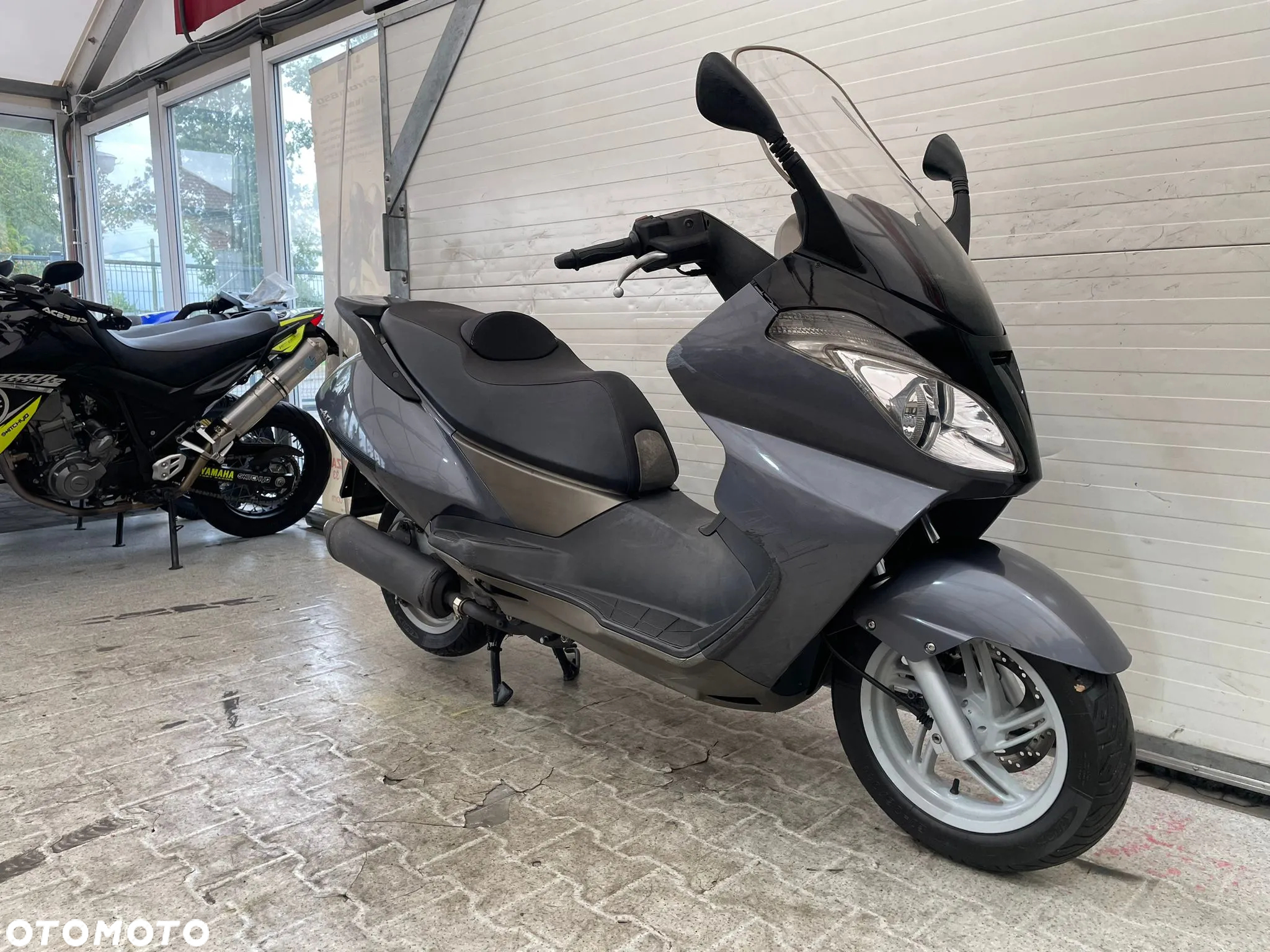 Aprilia Sportcity - 4