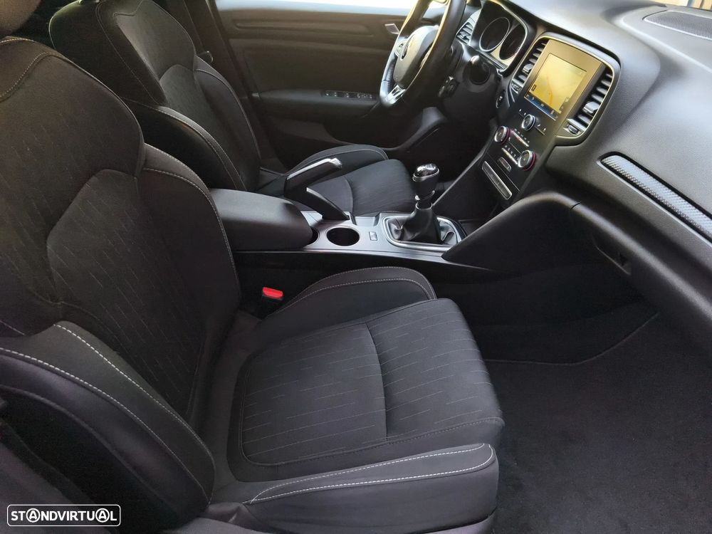 Renault Mégane Sport Tourer 1.5 Blue dCi Limited J17 - 17