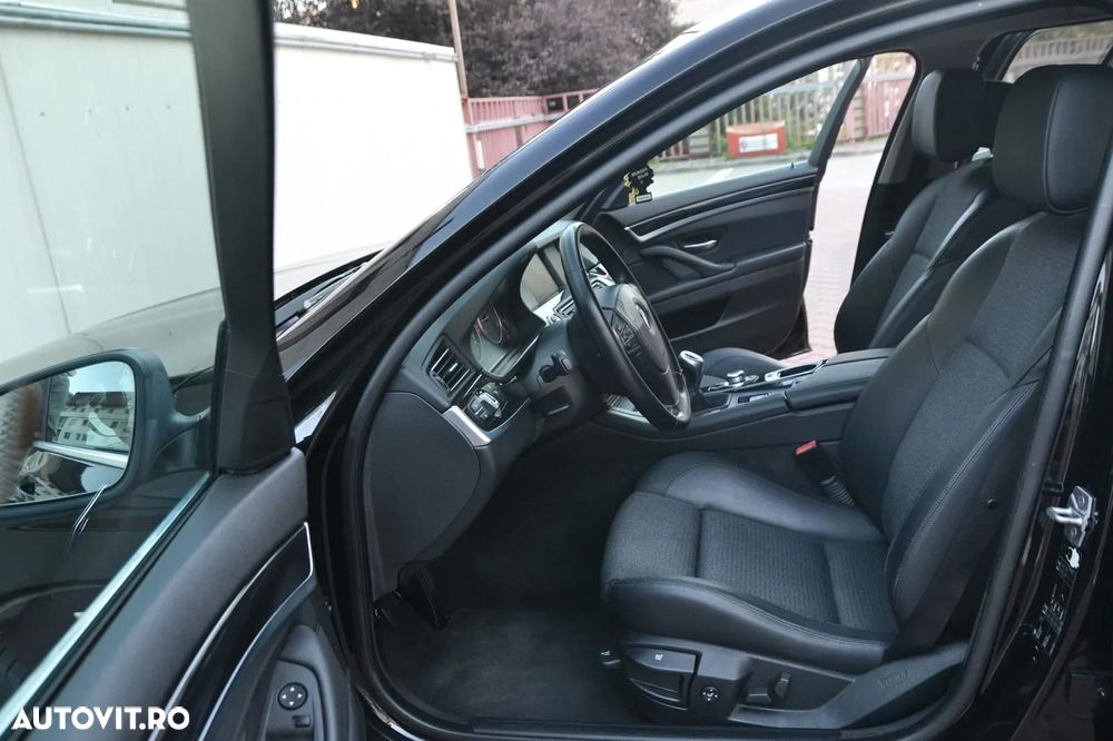 BMW Seria 5 520d Touring - 10