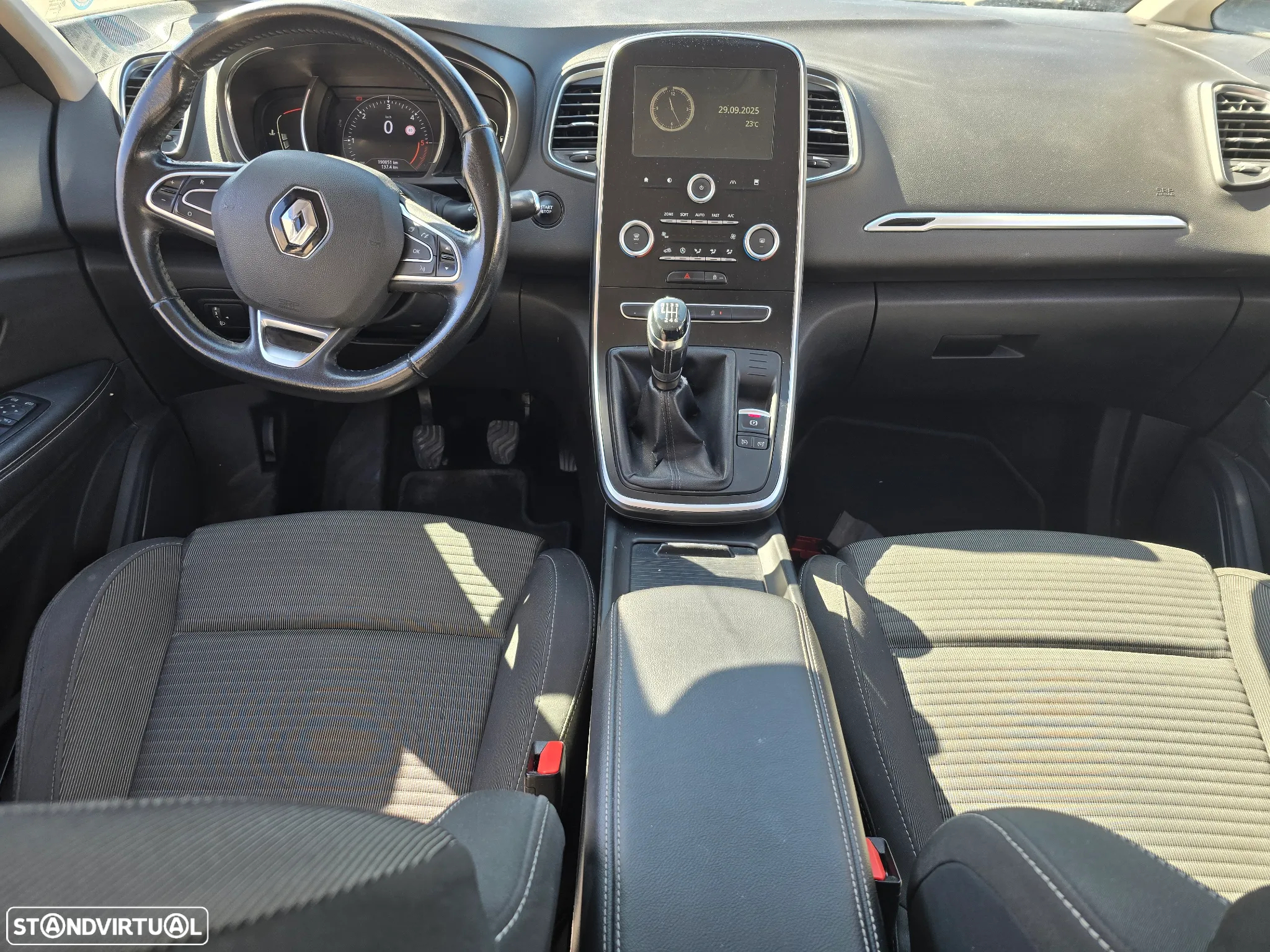 Renault Grand Scénic ENERGY dCi 110 INTENS - 5