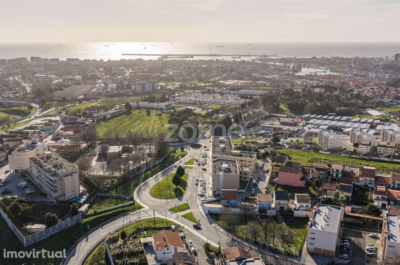 T2 com lugar de garagem e arrumos Matosinhos - Grande imagem: 3/22