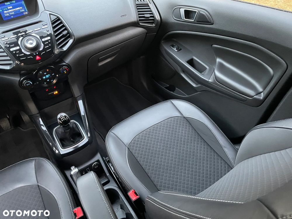 Ford EcoSport 1.0 EcoBoost TITANIUM - 32