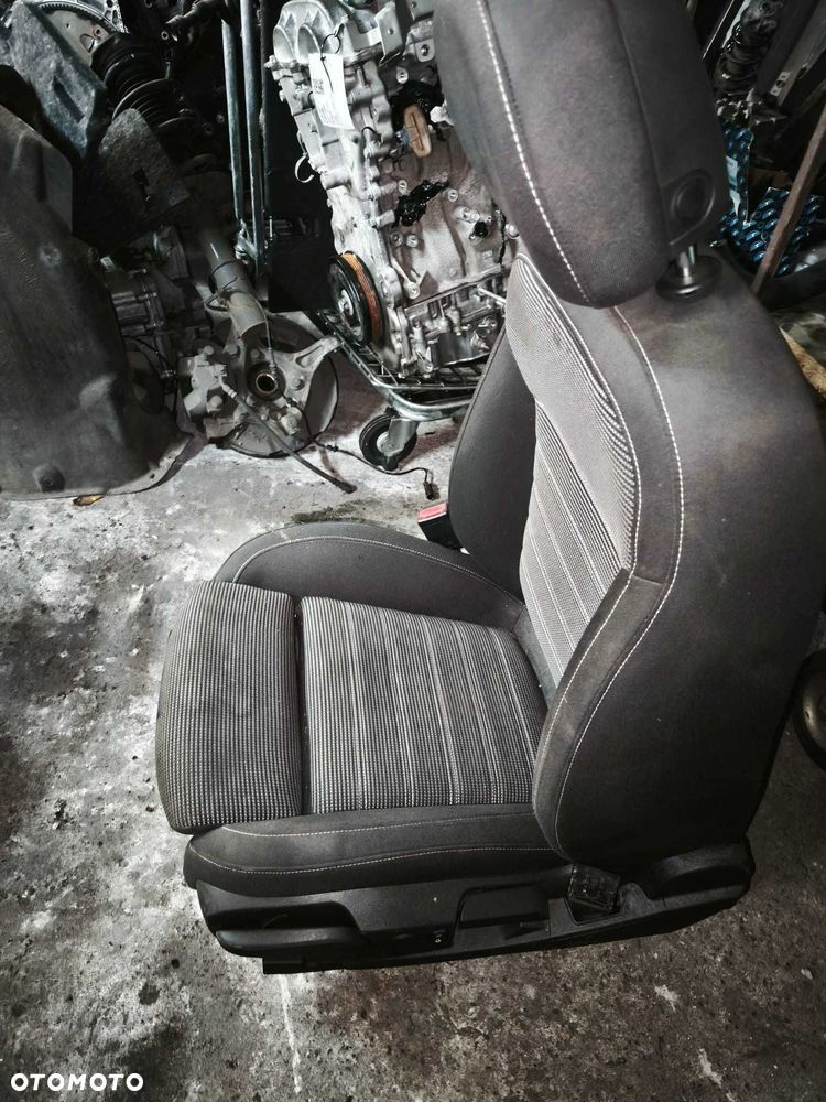 Fotel kierowcy Opel Insignia A europa kompletny