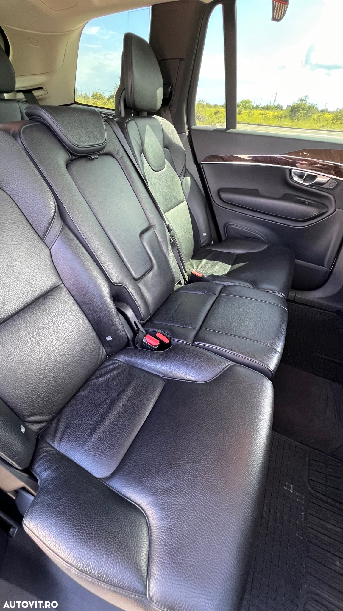 Volvo XC 90 T5 AWD Geartronic Momentum - 22